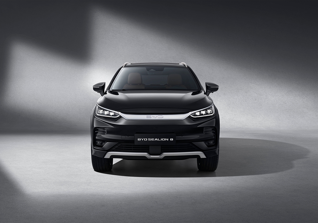 Đèn pha LED sắc sảo